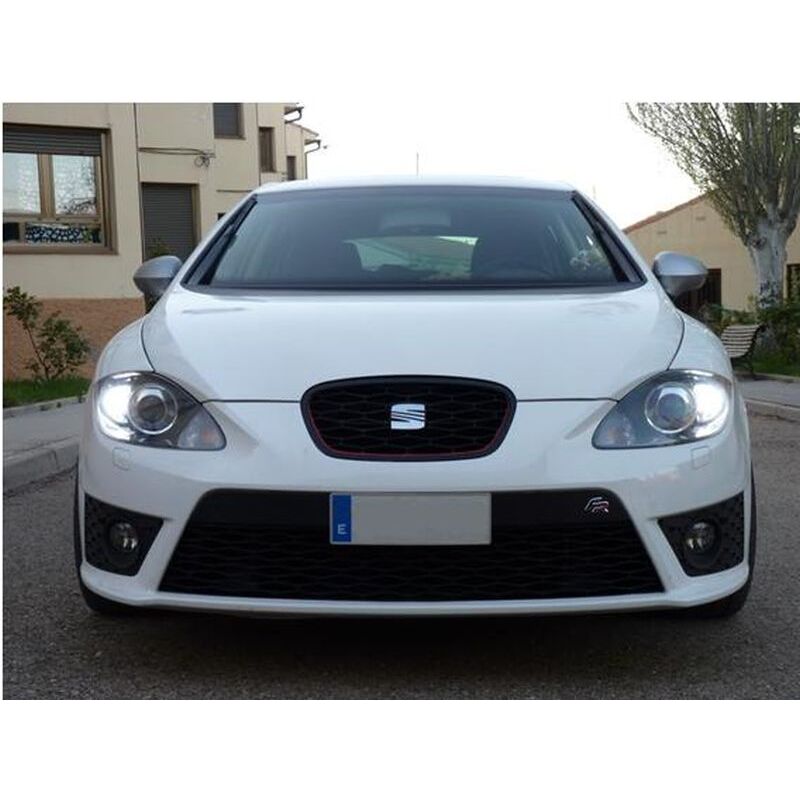 ZESTAW ŚWIATEŁ DO JAZDY DZIENNEJ LED